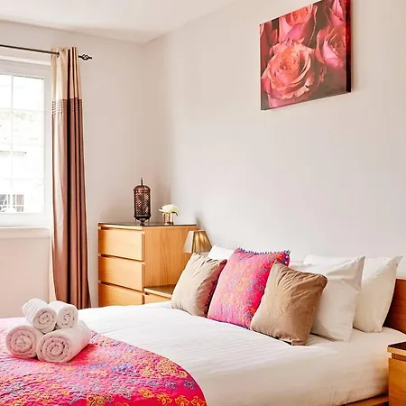 Joivy Bright Royal Mile Apartment Edinburgh Exterior photo
