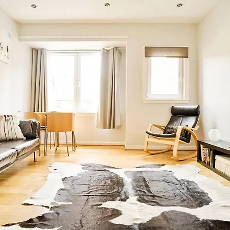 Joivy Bright Royal Mile Apartment Edinburgh Exterior photo